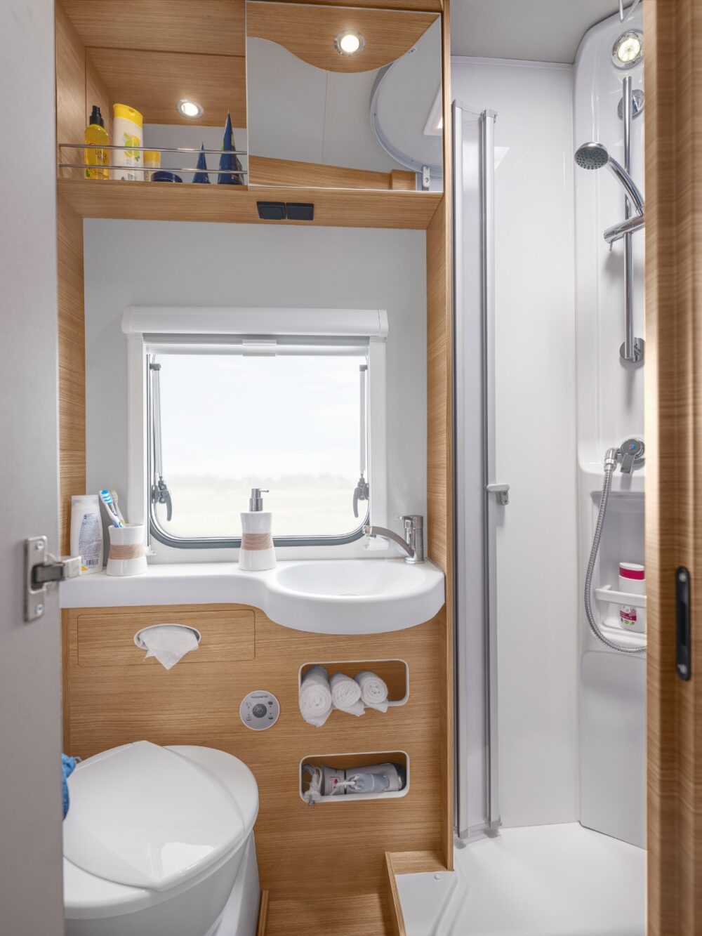 KNAUS L!VE WAVE 650 MEG (2026) PLATINUM SELECTION