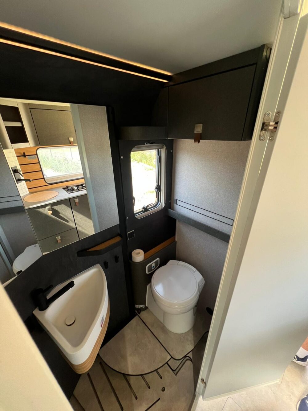 HYMER VENTURE S 2024